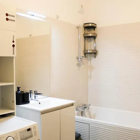 Beautiful 1-bedroom With Terrace Appartement Boulogne-Billancourt