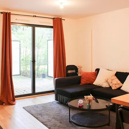 Beautiful 1-bedroom With Terrace